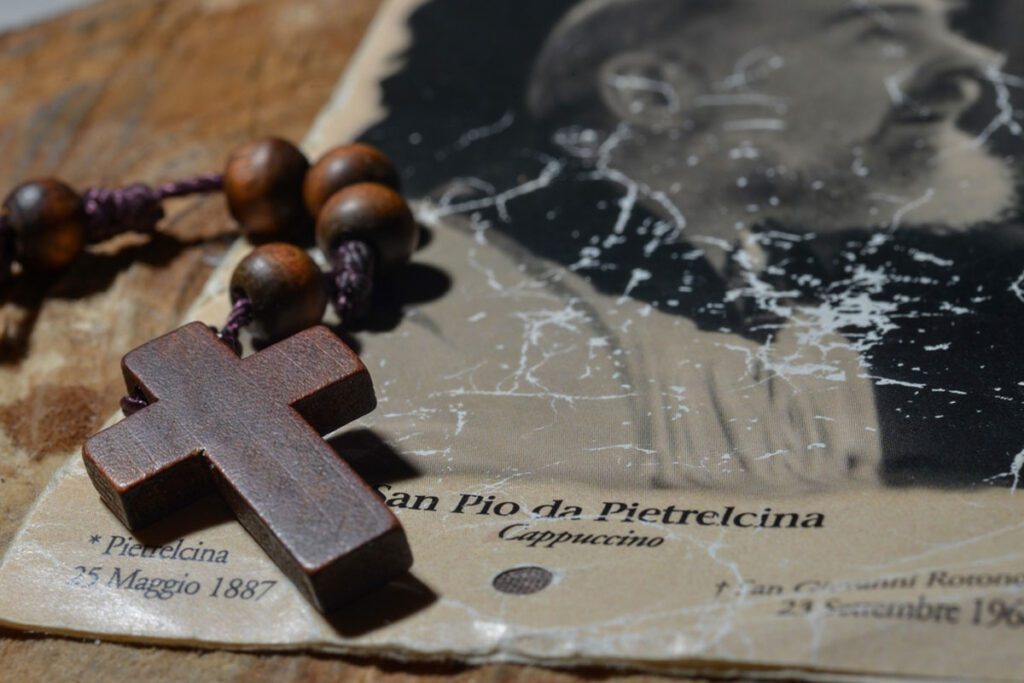 Padre Pio and Healing Miracles: Stories of Divine Intervention